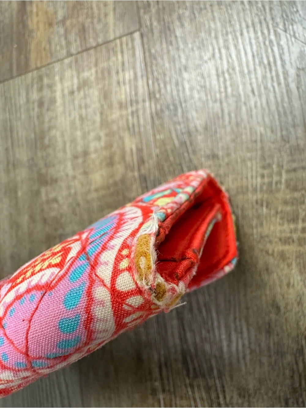 Vera Bradley‎ Quilted Paisley Foldover Clutch -Red Turquoise Wear On The Corners
